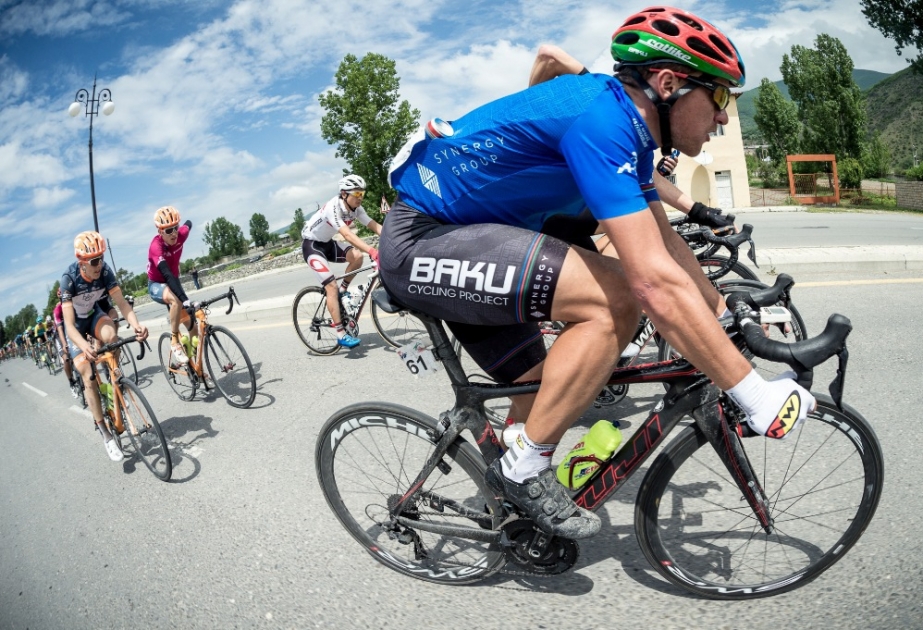 Matej Mugerli strongest in chaotic stage 3 final at Tour d'Azerbaidjan