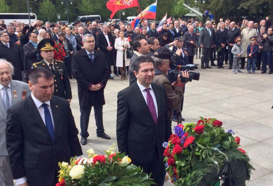 Berlində 9 May - Qələbə Günü münasibətilə mərasim keçirilib