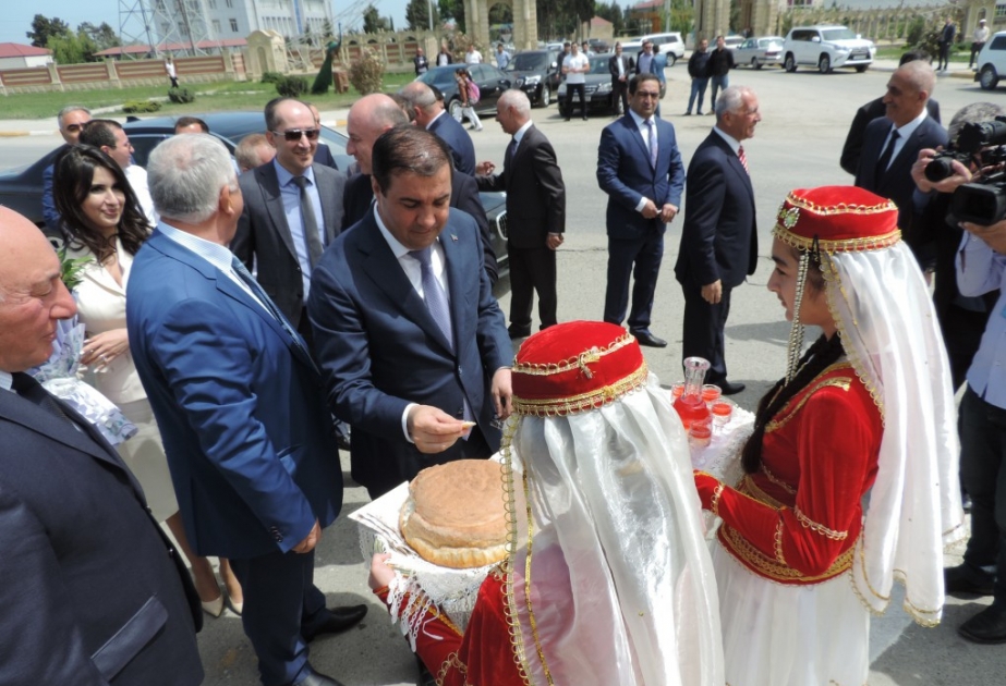 Dagestani delegation visits Heydar Aliyev monument in Khachmaz