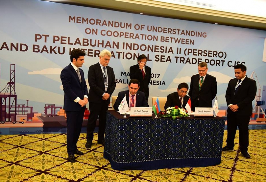 Mémorandum d’accord entre le port de Bakou et la Société indonésienne des ports