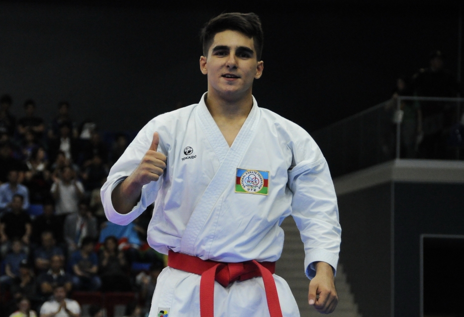 Azerbaijani karate fighter wins gold medal at Baku 2017