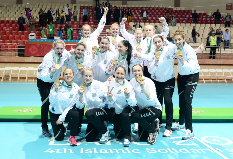 Azərbaycanın qadın həndbolçuları “Bakı-2017”nin çempionu olublar