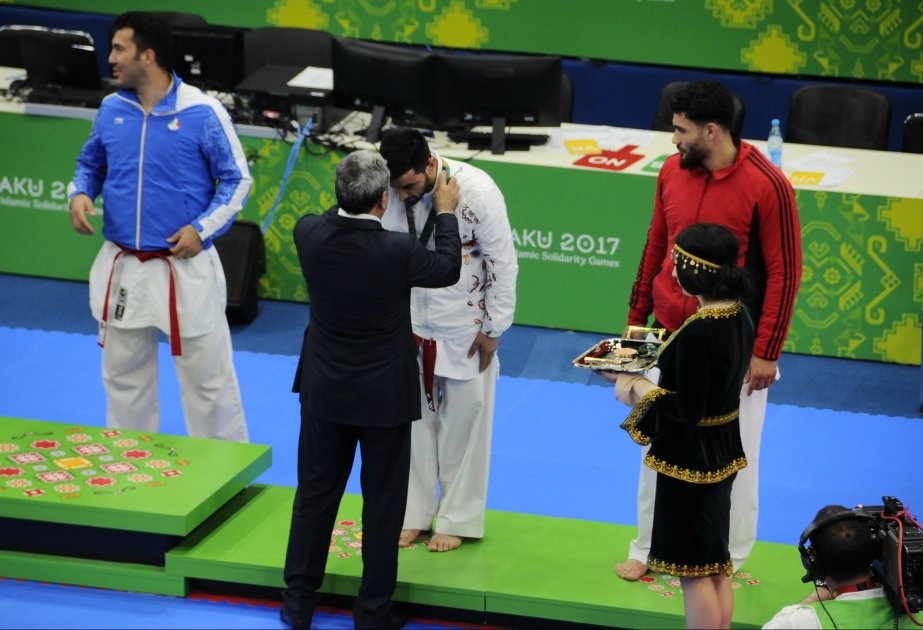 Karate yarışlarının növbəti bürünc medalını Asiman Qurbanlı aktivinə yazdırıb