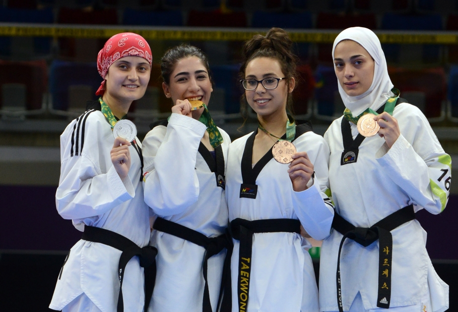 Azərbaycan taekvandoçuları yarışların ilk günündə bir qızıl və bir gümüş medal qazanıblar