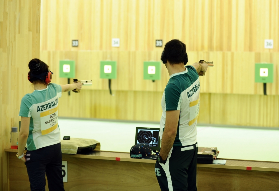 Две команды Азербайджана вышли в финал соревнований по стрельбе из пневматического пистолета на 10 метров