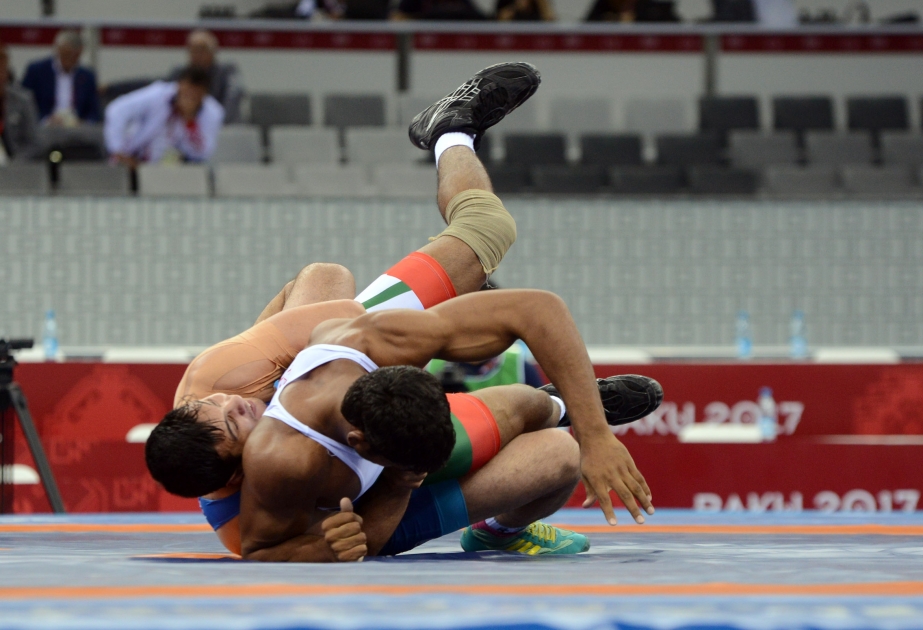 Azerbaijani wrestlers into final of Baku 2017