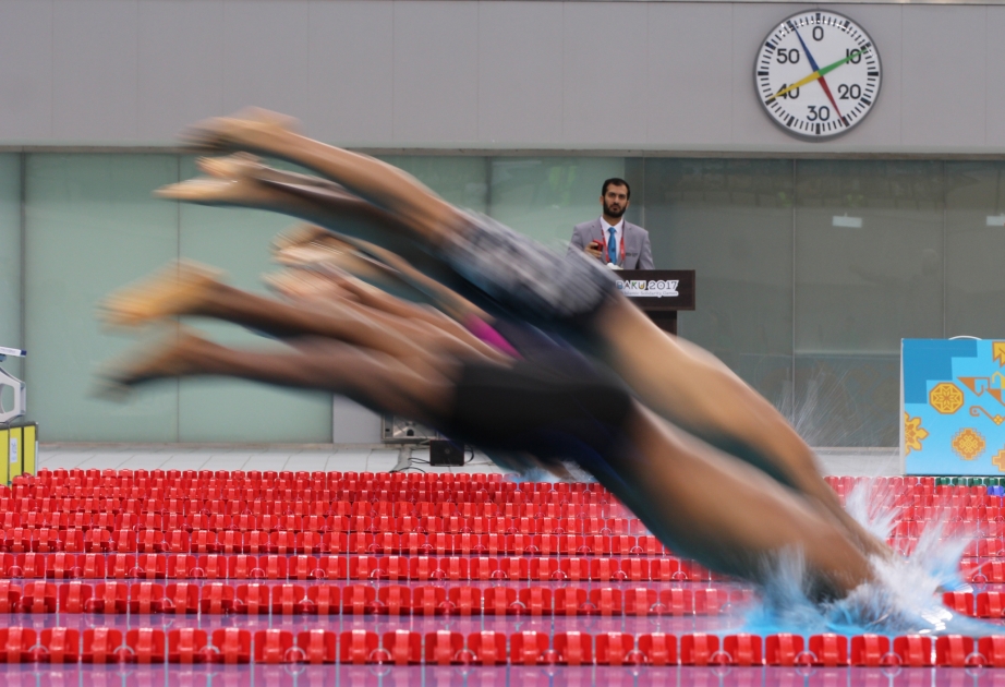 Türkiyəli kişi üzgüçülər də medallar uğrunda mübarizəyə uğurla start veriblər