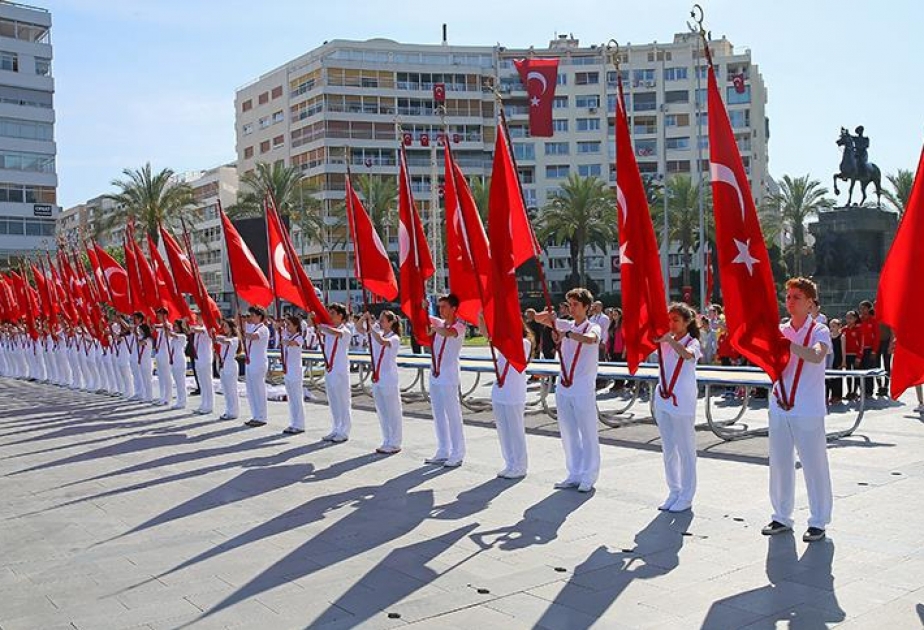 Türkei feiert Atatürk-Gedenktag, Jugend und Sportfest