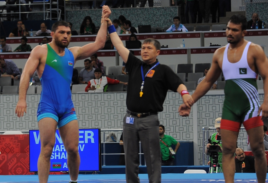 Bakou 2017/lutte libre : le champion olympique Chérif Chérifov débute bien