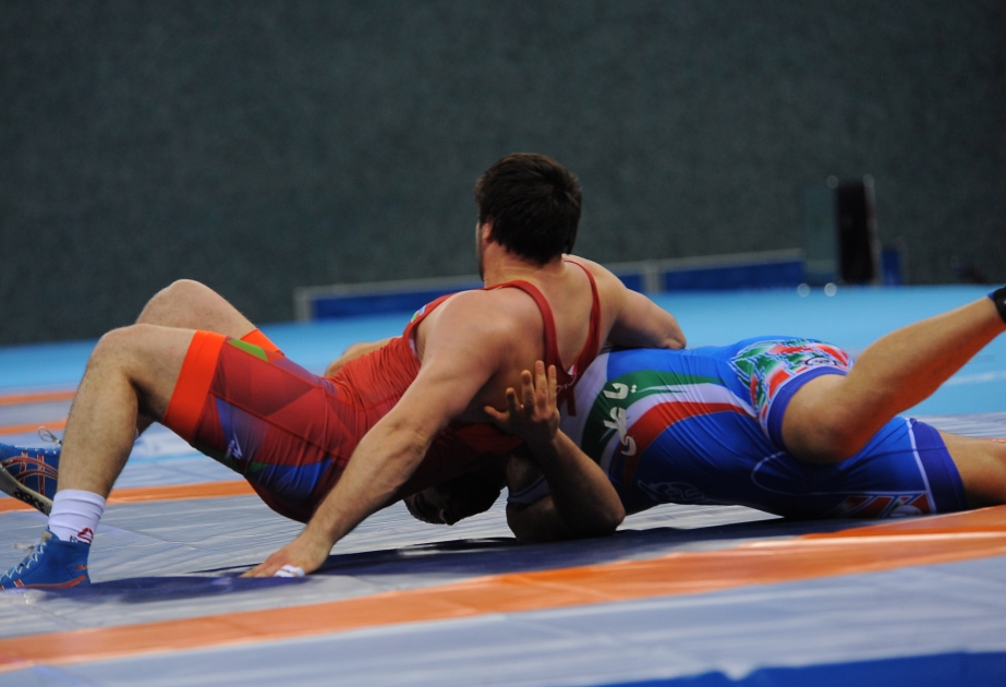 Aserbaidschans Ringer Jamaladdin Mohammadov im Halbfinale der Freistilringer-Wettbewerbe