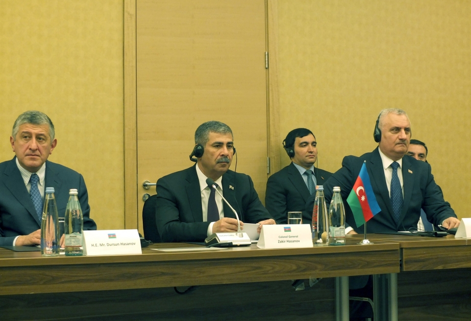 Batoumi: réunion tripartite des ministres de la Défense azerbaïdjanais, turc et géorgien