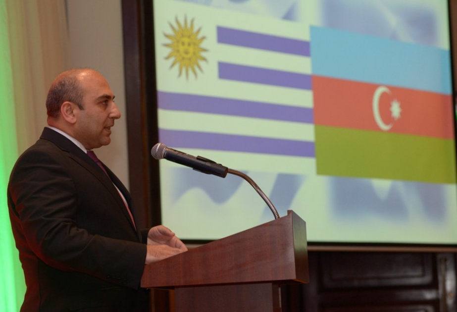 Uruqvayda keçirilən qəbulda Azərbaycan Xalq Cümhuriyyətinin qısa müddətdə gördüyü işlərdən danışılıb