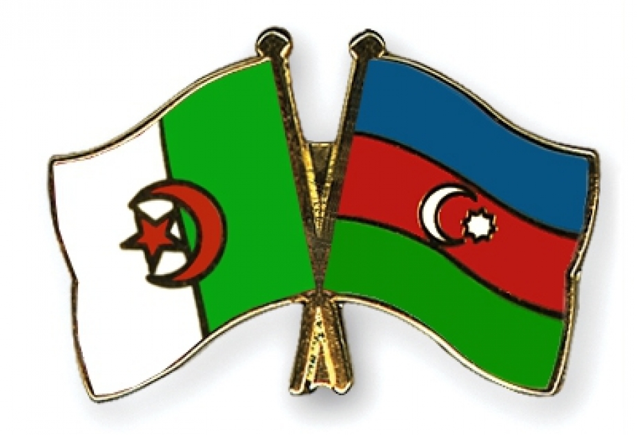رئيس الجزائر يهنئ الرئيس الأذربيجاني