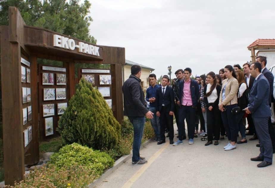 Nizami rayonundan bir qrup gənc Ekoparkda olub