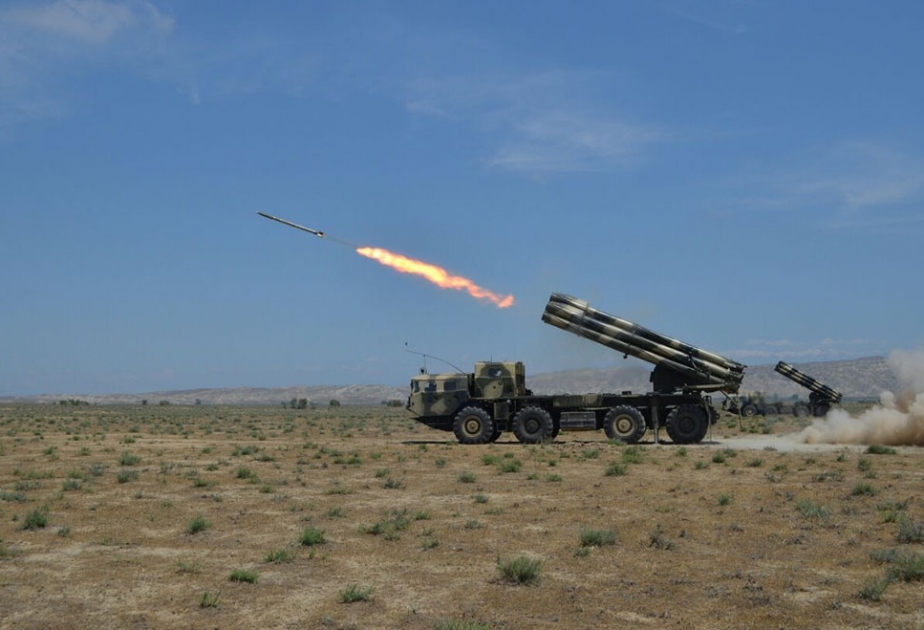 Defence Ministry: Rocket and artillery formations conduct live-fire exercises VIDEO