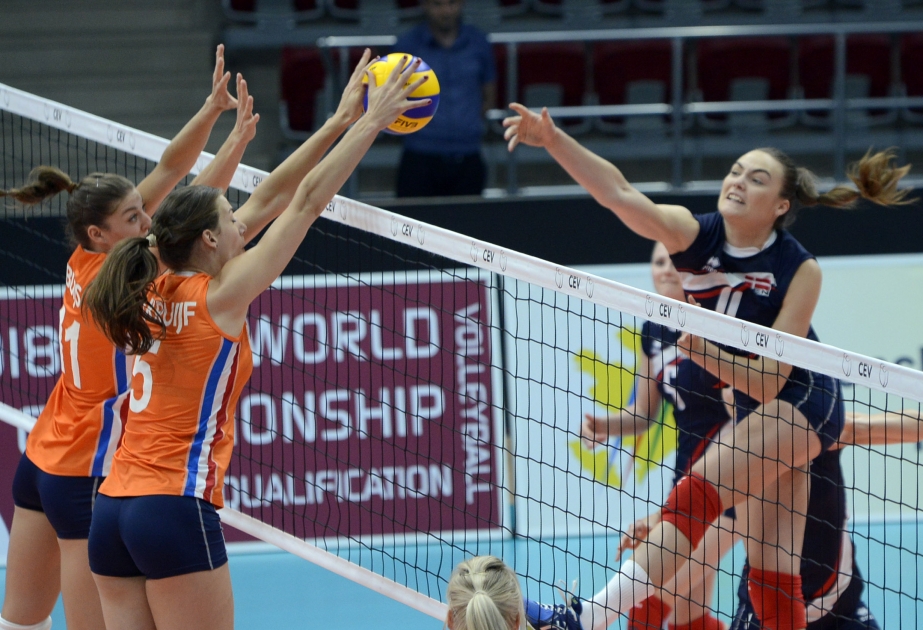 Voleybol üzrə Hollandiya millisi Danimarka yığmasına asanlıqla qalib gəlib