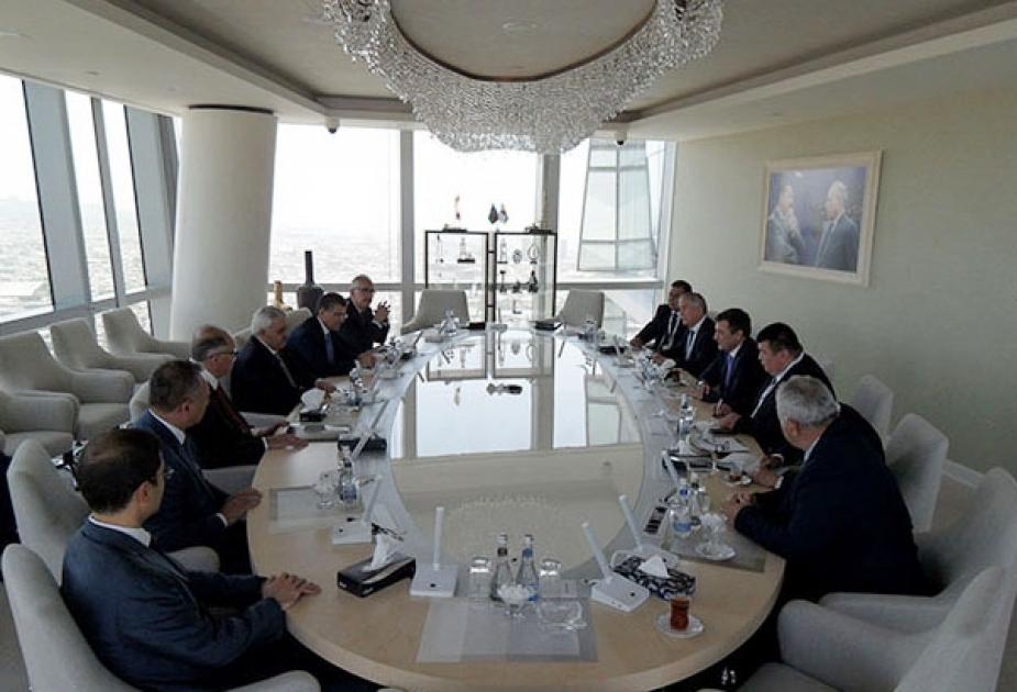 SOCAR, Uzbekneftegaz sign memorandum