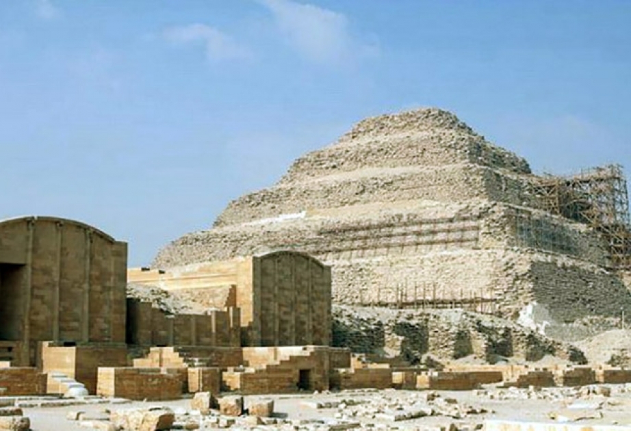 В Египте археологи обнаружили десять неизвестных древних каменных гробниц