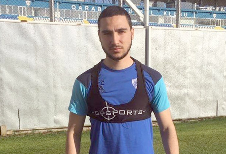 “Qarabağ” klubu Abbas Hüseynovla ikiillik müqavilə imzalayıb