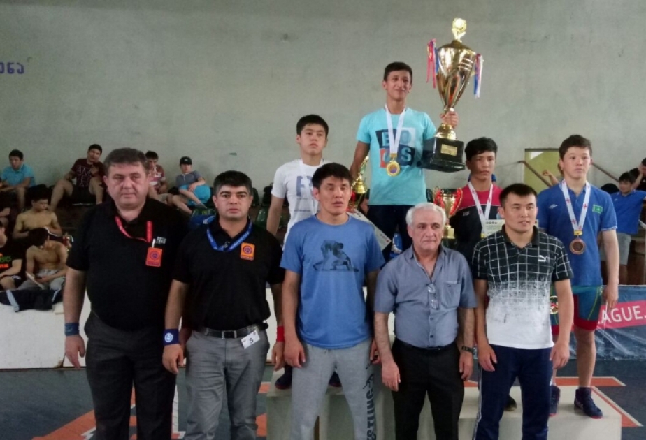 Yeniyetmə yunan-Roma güləşçilərimiz beynəlxalq turnirin ilk günündə dörd medal qazanıblar