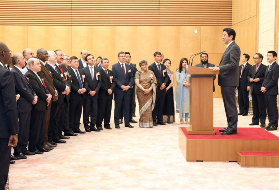 Le Premier ministre japonais offre un iftar aux diplomates des pays musulmans