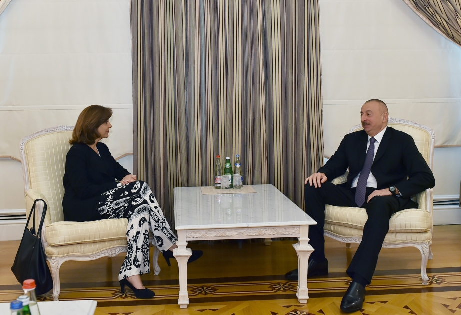 الرئيس الهام علييف يلتقي وزيرة الخارجية الكولومبية