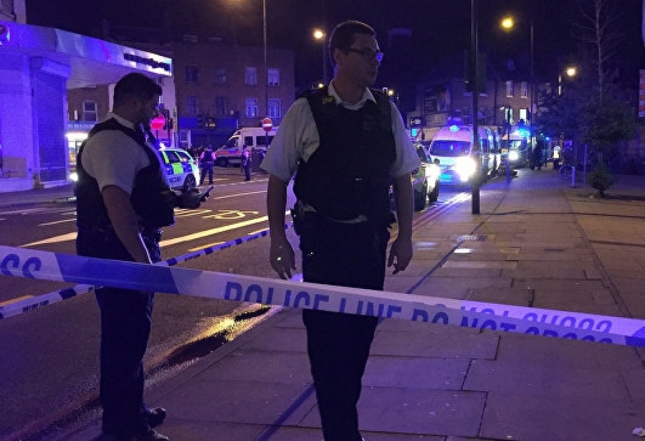 Londonda avtomobilin kütləyə çırpılması nəticəsində azı 1 nəfər ölüb, 8 nəfər yaralanıb VİDEO
