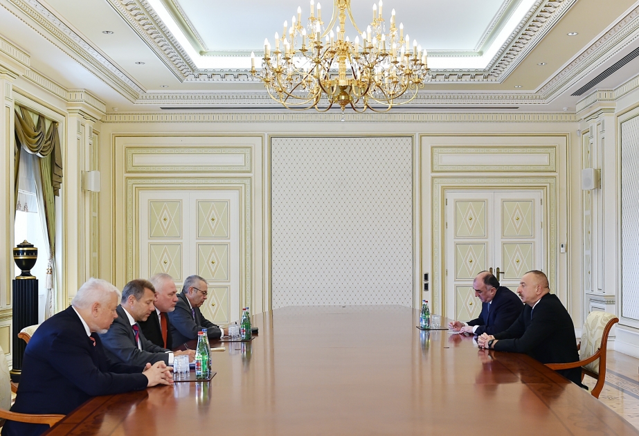 Le président azerbaïdjanais rencontre les co-présidents du Groupe de Minsk de l’OSCE VIDEO