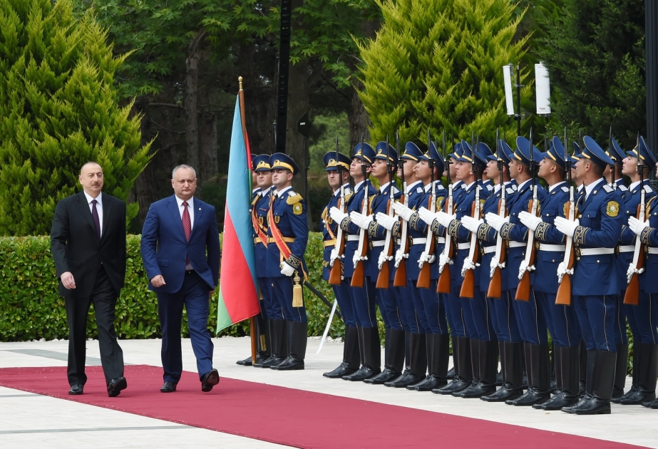 Cérémonie d’accueil officiel en l’honneur du président moldave Igor Dodon VIDEO
