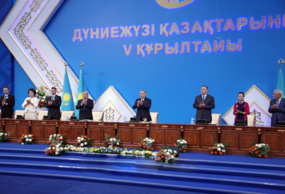 Нурсултан Назарбаев: При переходе на латинский алфавит надо использовать опыт Азербайджана