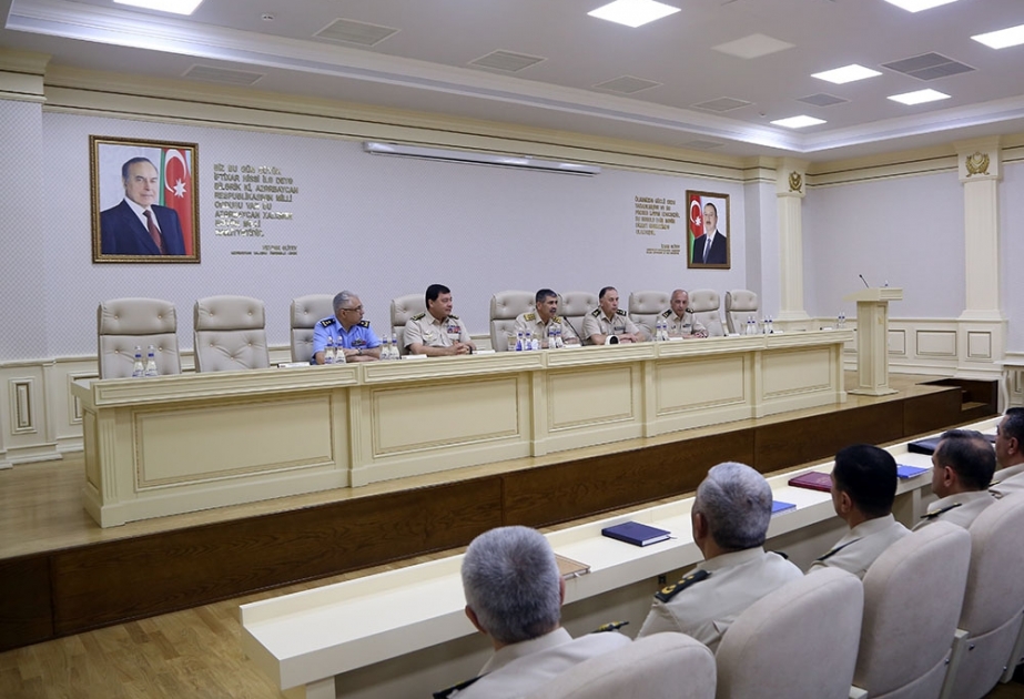Bir qrup hərbi qulluqçuya polkovnik hərbi rütbəsi verilib