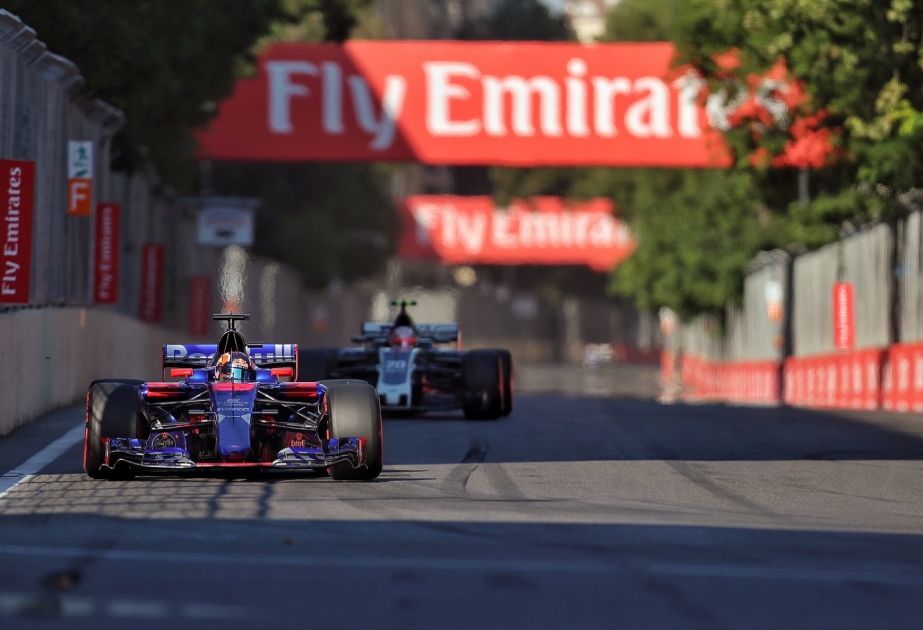 F 1 GP Aserbaidschan gestartet