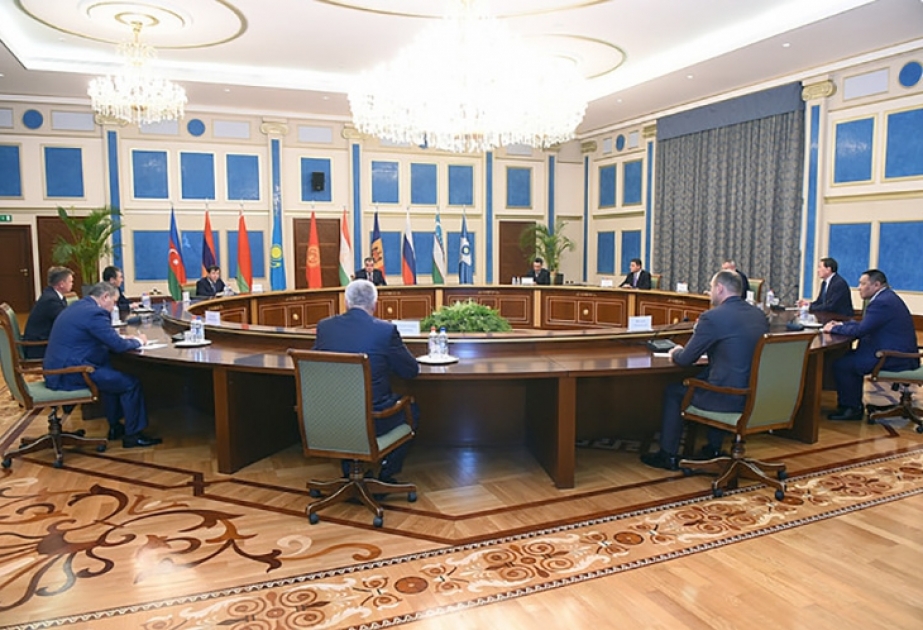 Tacikistan Prezidenti MDB Daxili İşlər Nazirləri Şurasının iclasının iştirakçılarını qəbul edib