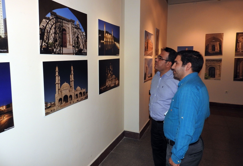 Teheran: Fotoausstellung zur Vergangenheit und Gegenwart Aserbaidschans