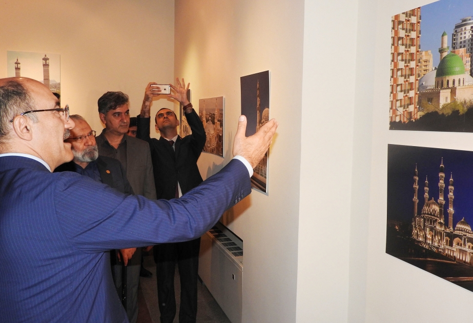 İranda keçirilən Azərbaycan Mədəniyyəti Günləri çərçivəsində Tehranda fotosərgi açılıb