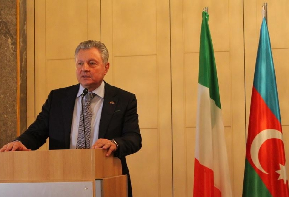 İtaliyalı senator: Ermənistan silahlı qüvvələrinin Azərbaycan ərazilərində mövcudluğu gərginliyinin artmasının əsas səbəbidir