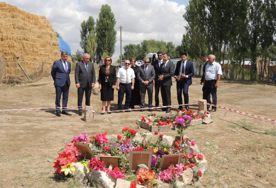 Un groupe de députés du Milli Medjlis visite à Alkhanly