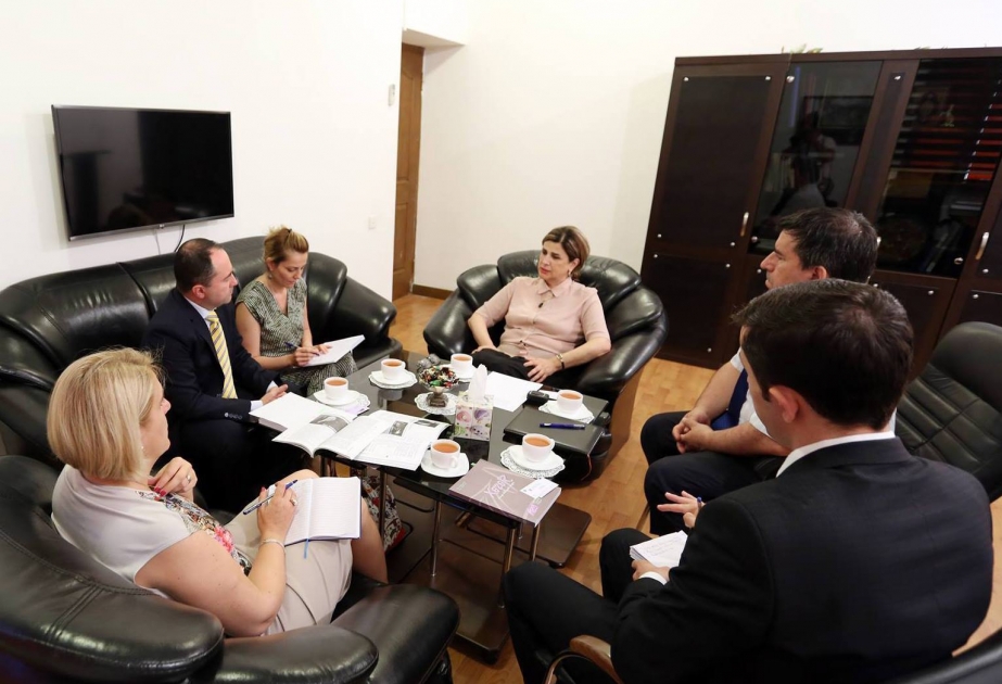 Romanian Ambassador visits Azerbaijan Translation Center