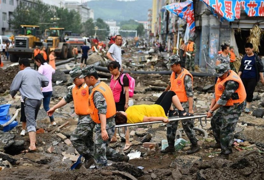 Çində şiddətli yağışlar 8 nəfərin ölümünə səbəb olub