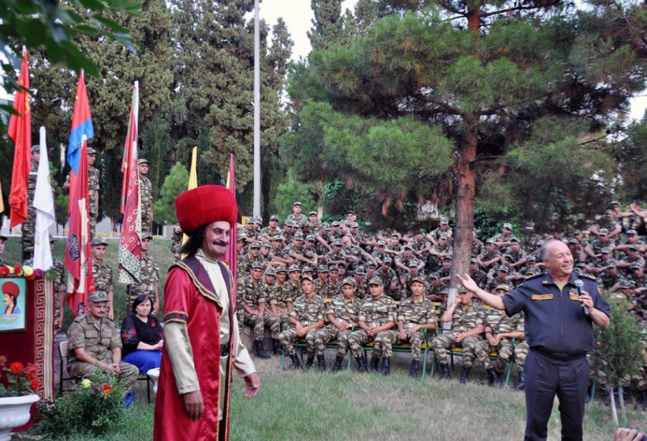 Şah İsmayıl Xətainin anadan olmasının 530 illiyi Silahlı Qüvvələrdə də qeyd edilir
