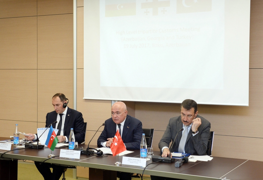 La coopération douanière dans la cadre du transport ferroviaire Bakou-Tbilissi-Kars au cœur des discussions