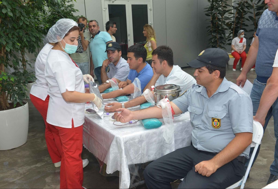 Dənizkənarı Bulvar İdarəsində qanvermə aksiyası keçirilib