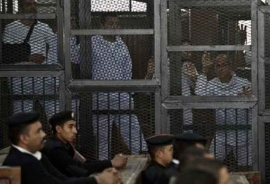 Уголовный суд Египта приговорил 12 сторонников движения «Братья-мусульмане» к смертной казни и 157 к пожизненному заключению