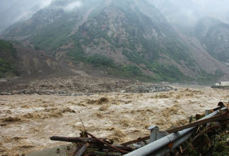 中国四川省发生泥石流 致6人死亡20人失联
