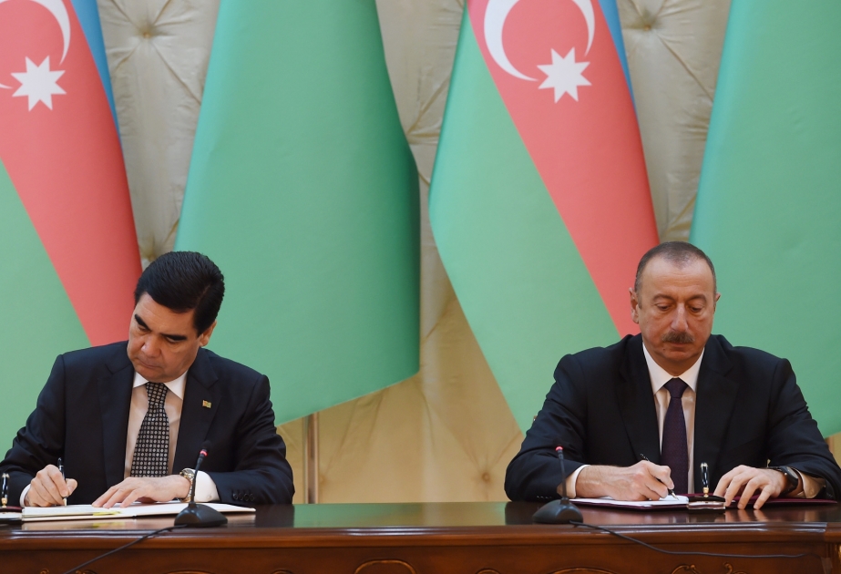 Signature des documents entre l’Azerbaïdjan et le Turkménistan VIDEO