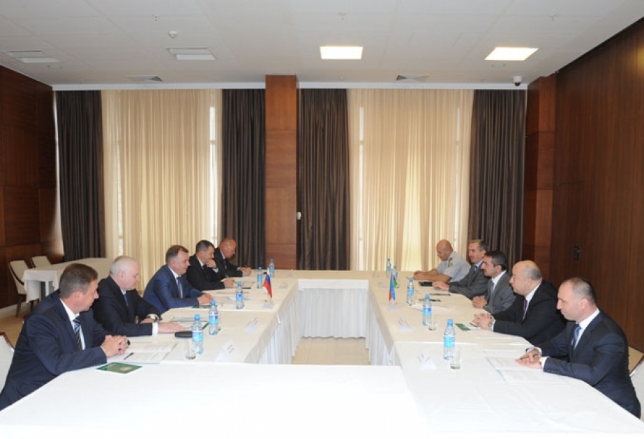 Azerbaijan, Russia discuss ways of developing cooperation