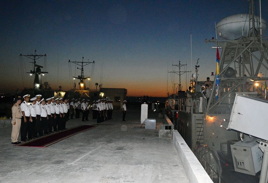 Les bateaux lance-missiles de l’Iran quittent le port de Bakou