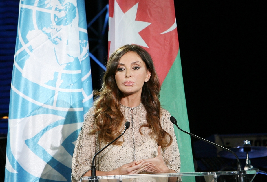 Es ist 13. Jahre her, seit Frau Mehriban Aliyeva Titel der UNESCO-Botschafterin des guten Willens verliehen ist