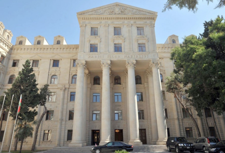 الخارجية: السفارة تسعى إلى ضمان إرسال جثمان المواطن الراحل جراء حادث مروري في بيروت إلى أذربيجان