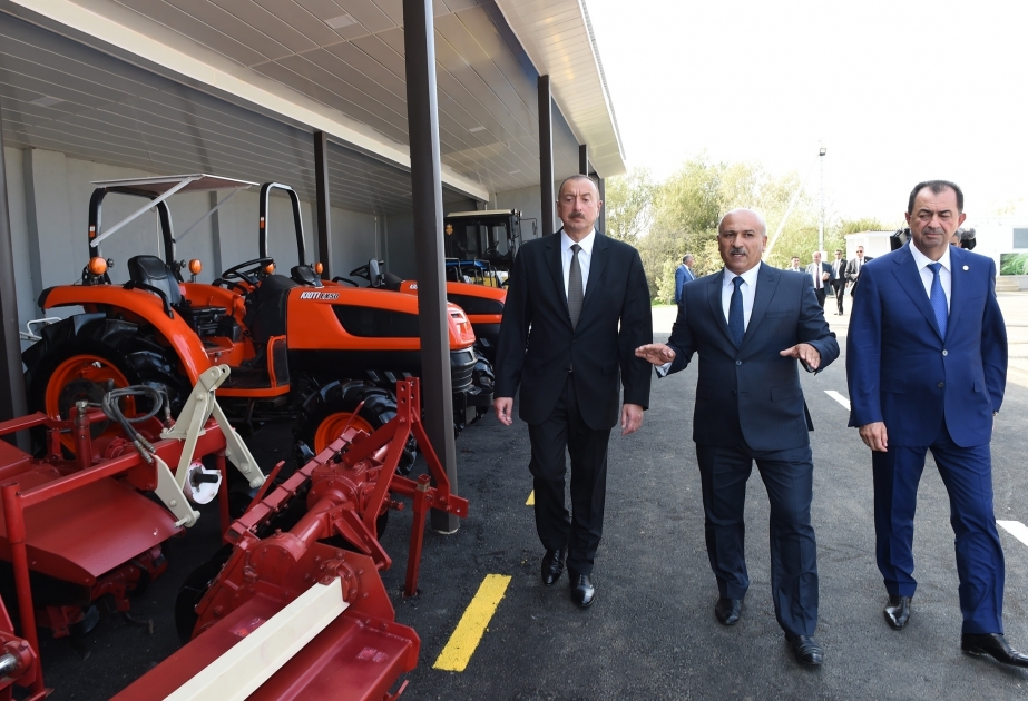 Lankaran : visite des rizières et l'inauguration de l'usine de riz de la SARL «Cənub-Aqro»